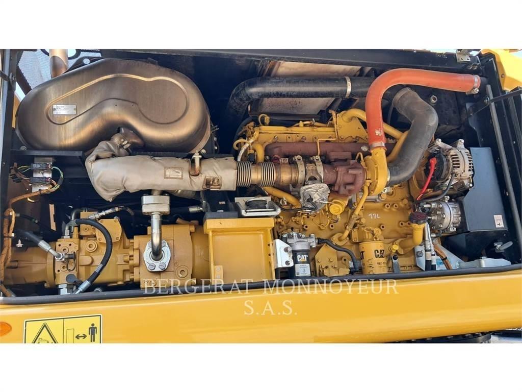 CAT MH3022-1 Wielgraafmachines