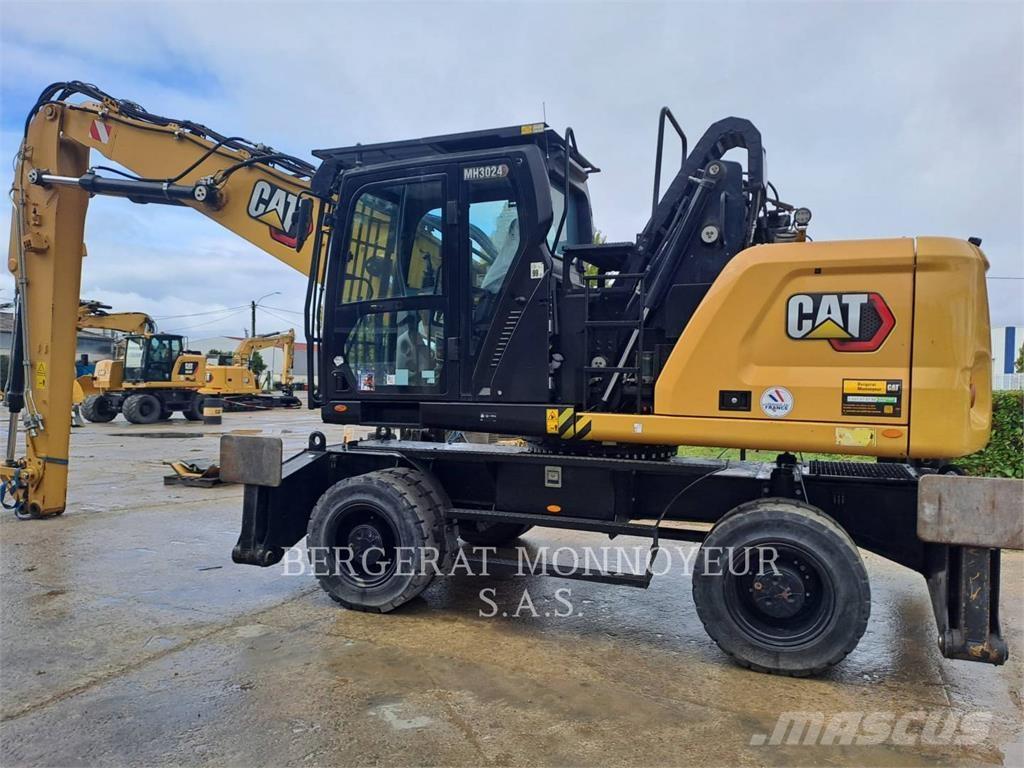 CAT MH3024 Wielgraafmachines