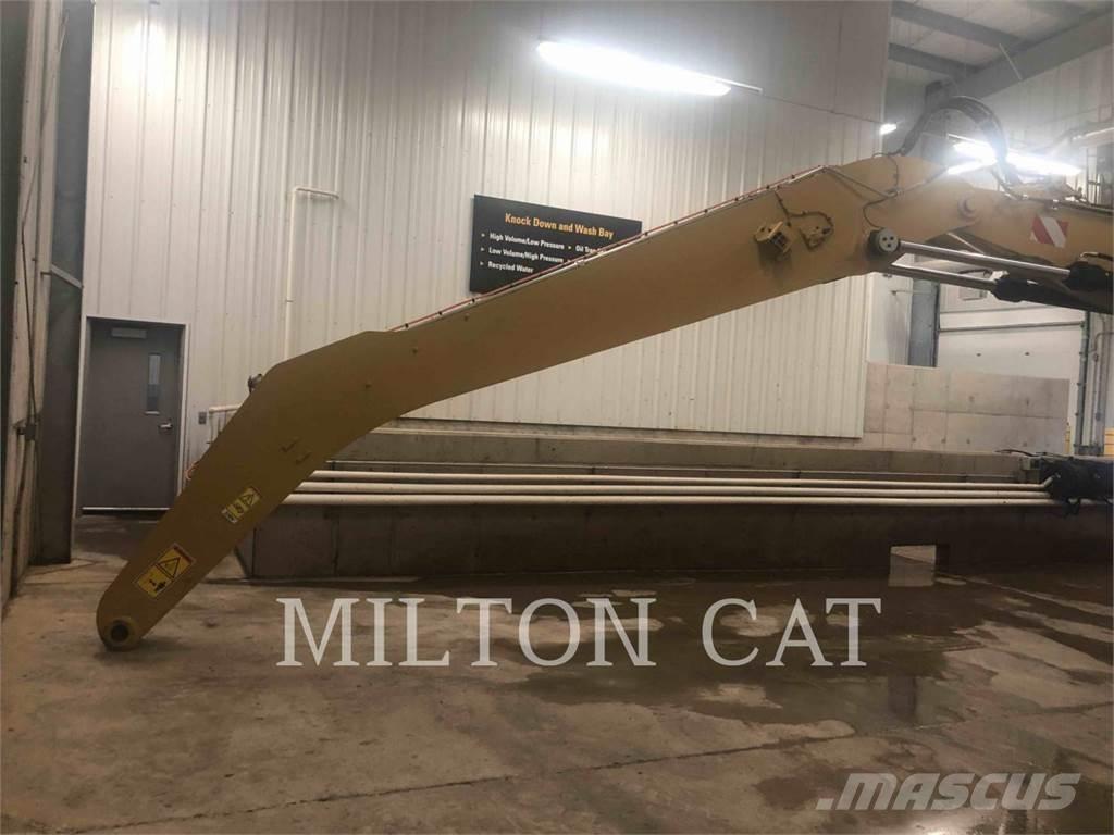 CAT MH3026 Wielgraafmachines