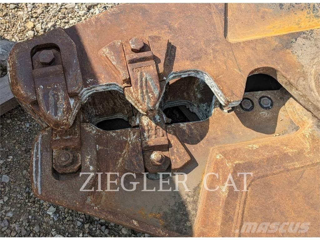 CAT MP15 Rupsgraafmachines