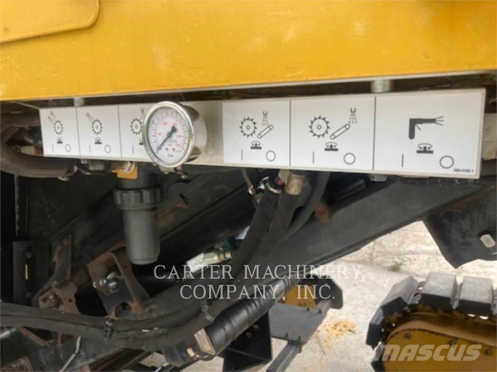 CAT PM822 Asfaltfrezen