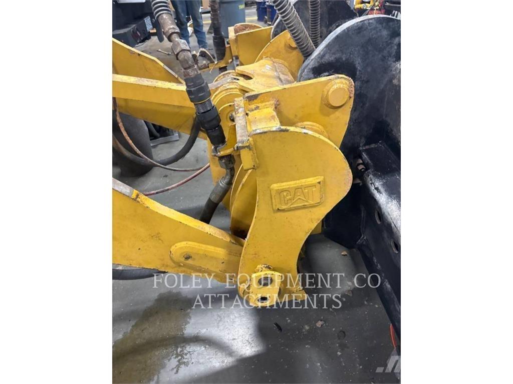 CAT QC930MT Wielladers