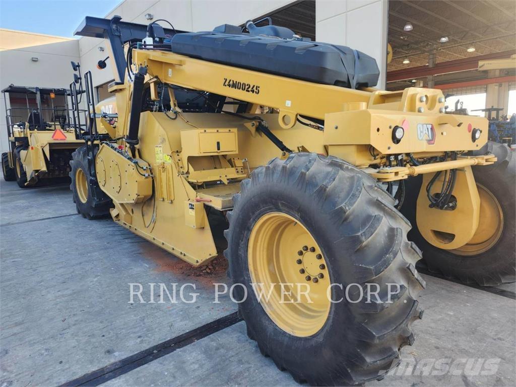 CAT RM400 Asfalt recyclers