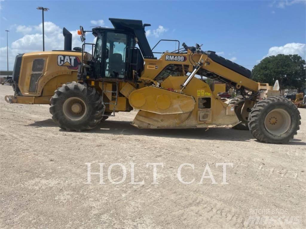 CAT RM400 CAB Wielladers