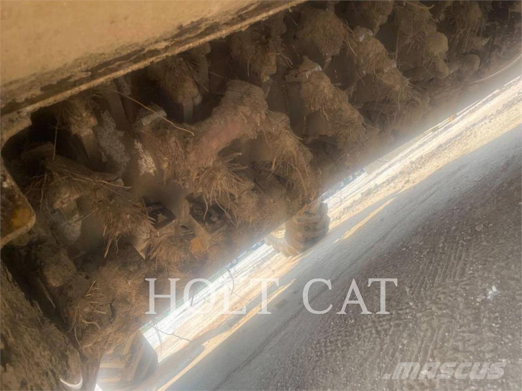 CAT RM400 CAB Asfalt recyclers