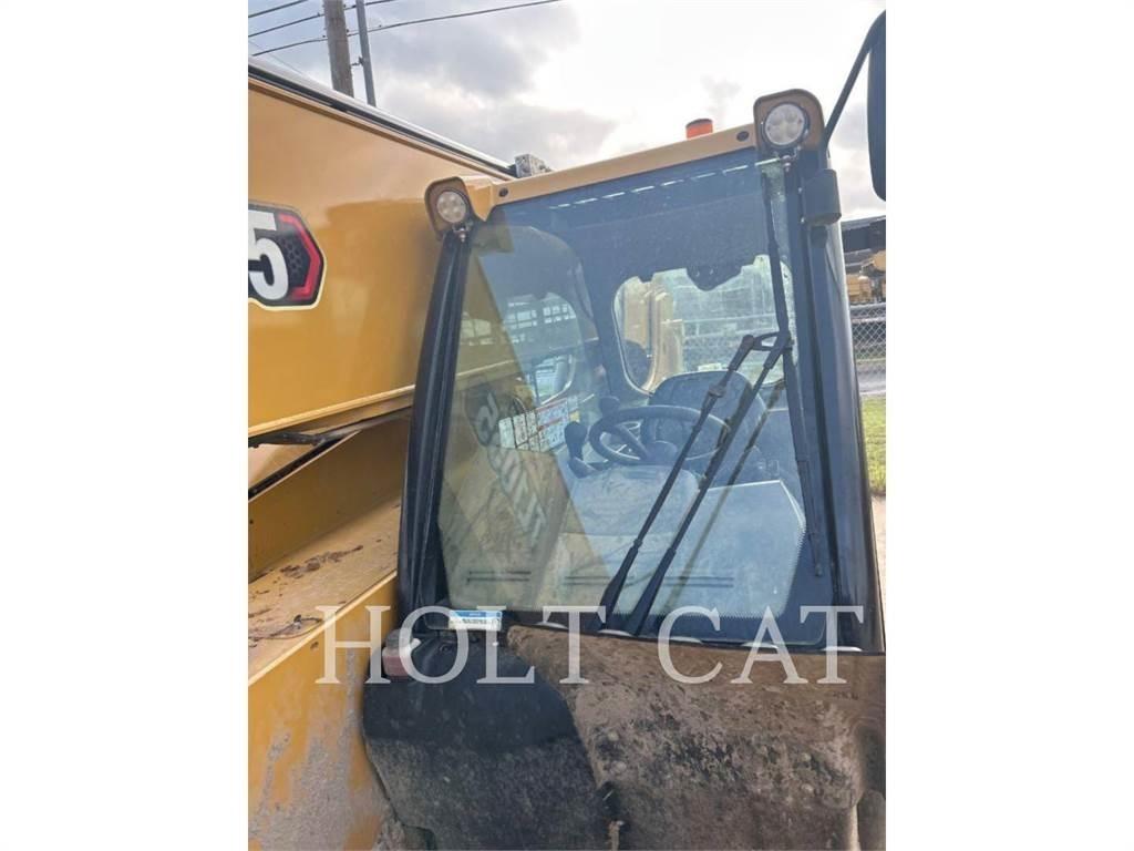 CAT TL1055 Verreikers