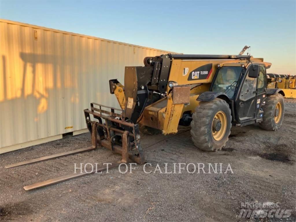 CAT TL1255D Verreikers