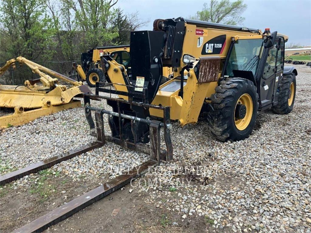 CAT TL1255DC Verreikers