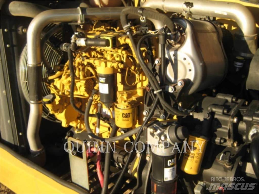 CAT TL642D Verreikers