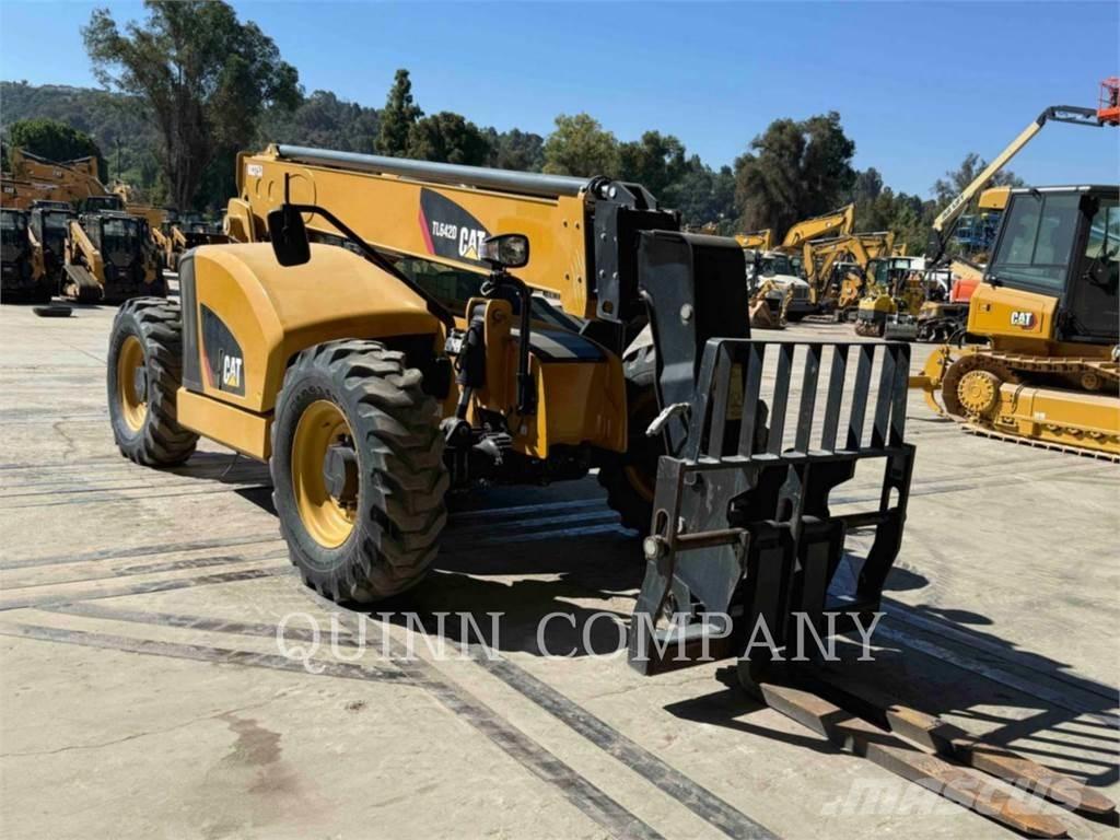 CAT TL642D Verreikers