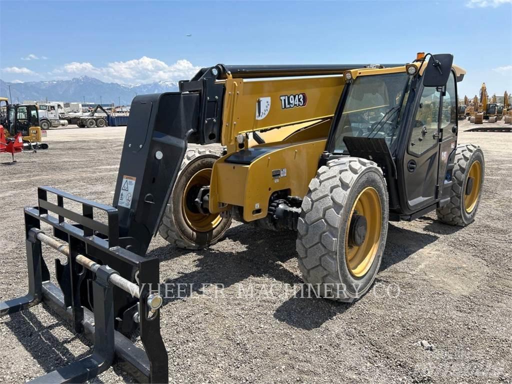 CAT TL943 CB Verreikers