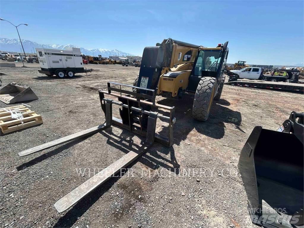CAT TL943D CB Verreikers