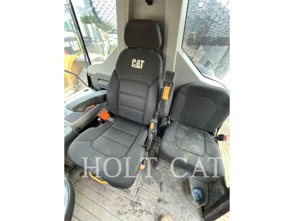 CAT W00 730 Tankwagen