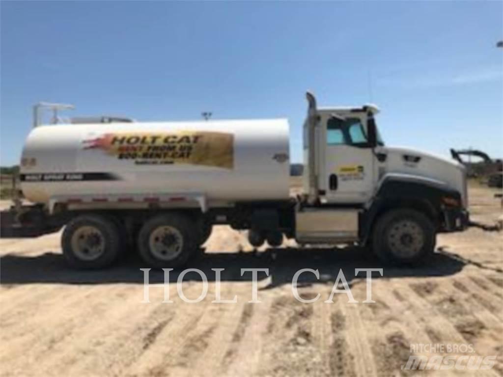 CAT WATER 4000 Tankwagen