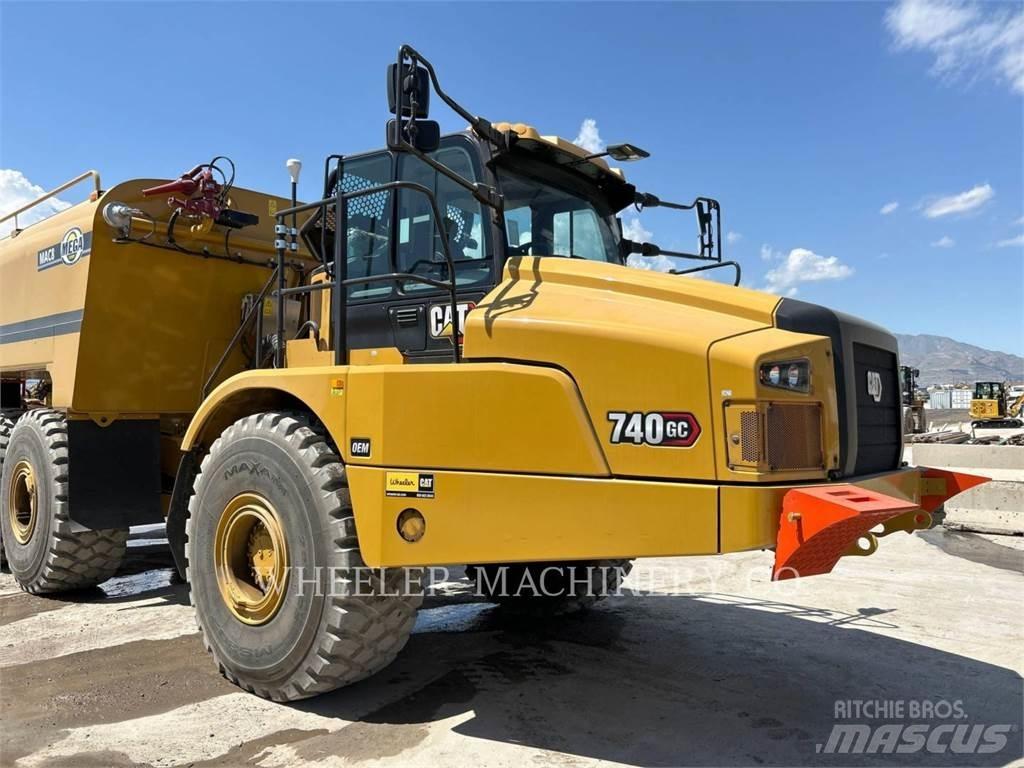 CAT WT 740 GC Tankwagen