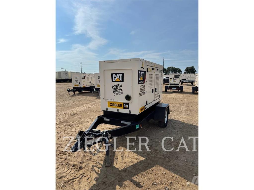 CAT XQ35T4 Overige generatoren