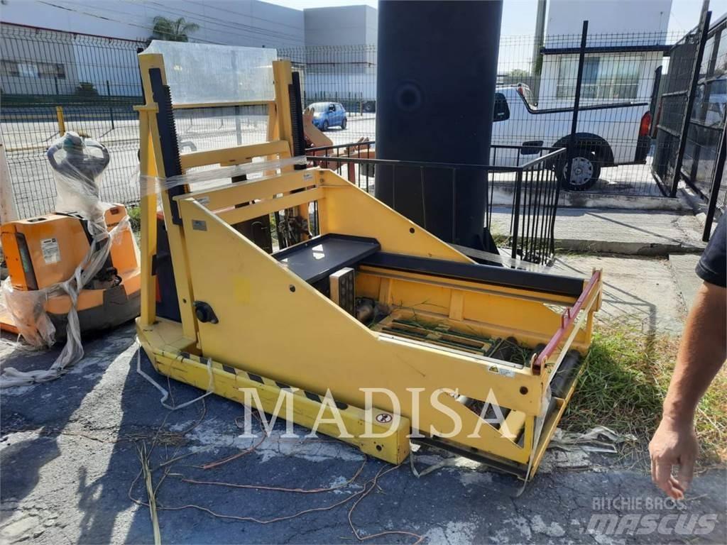  DEKA 40-M-44 Bouw - Overige