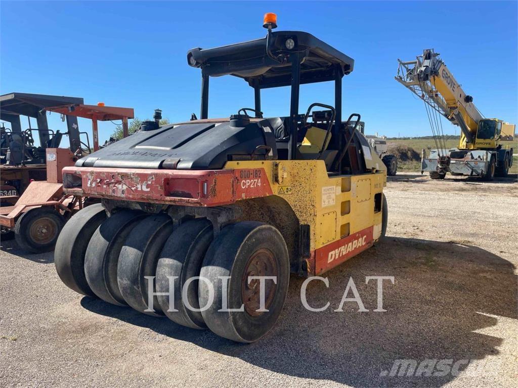 Dynapac CP274 Bandenwalsen