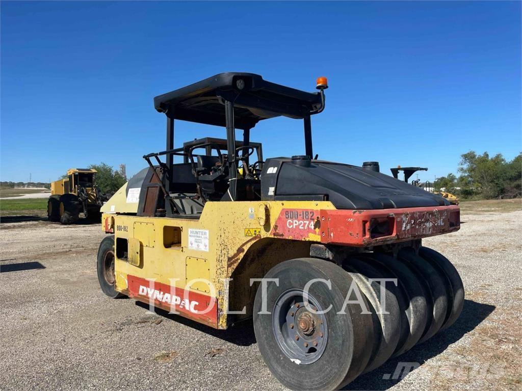 Dynapac CP274 Bandenwalsen