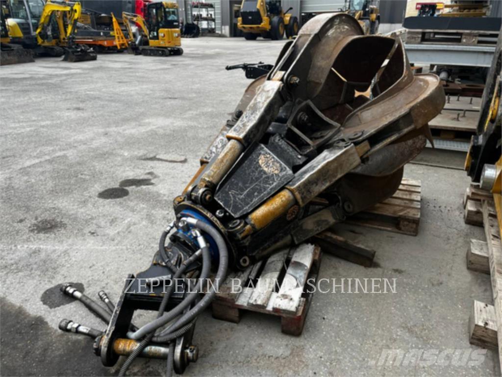 Fuchs MHL335E Sloopgraafmachines