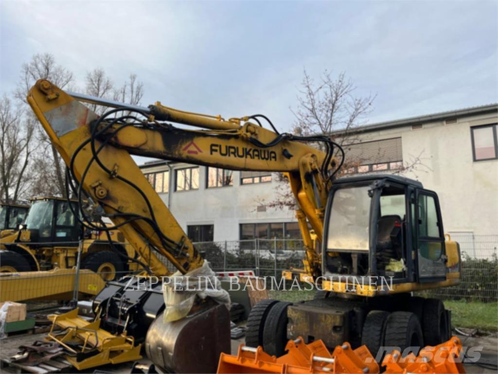 Furukawa W730 Wielgraafmachines