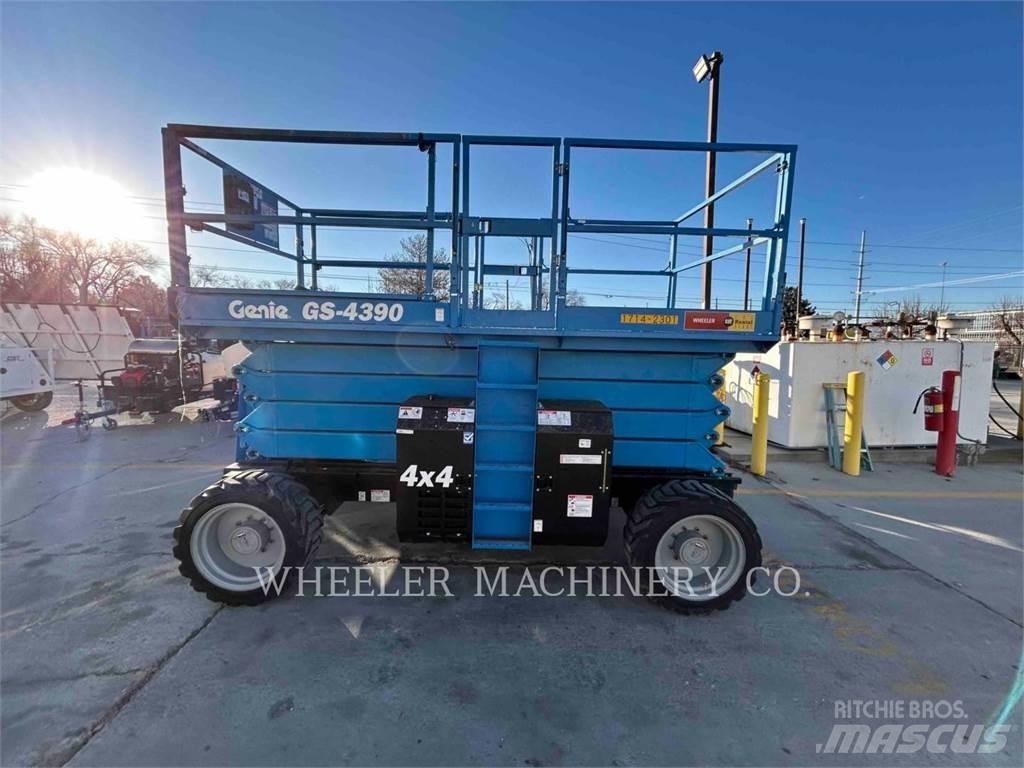 Genie GS4390 RT Schaarhoogwerkers
