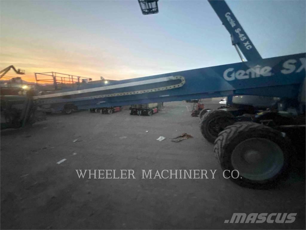Genie SX125XC Knikarmhoogwerkers