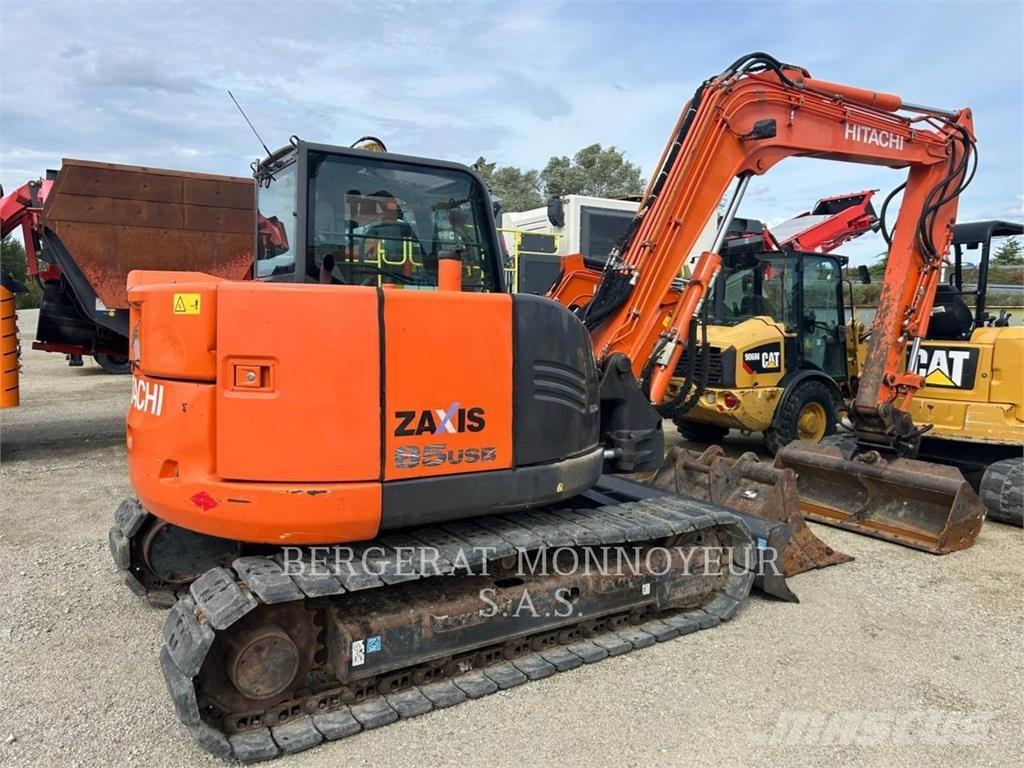 Hitachi ZAXIS85 Wielladers