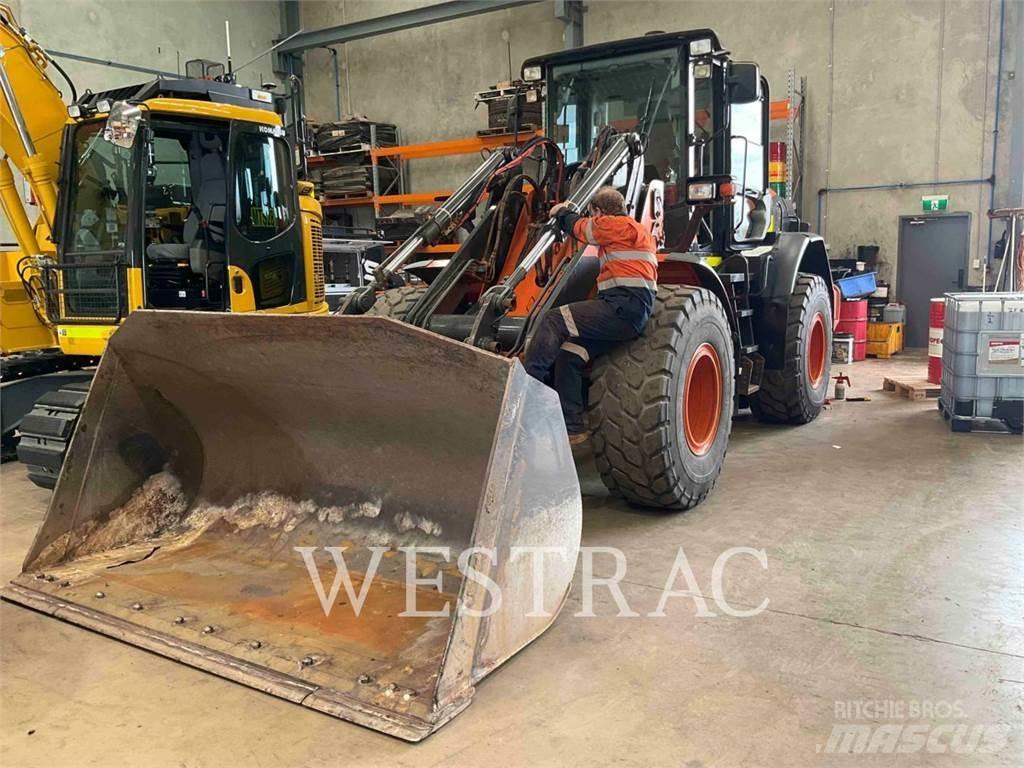 Hitachi ZW180-5B Wielladers