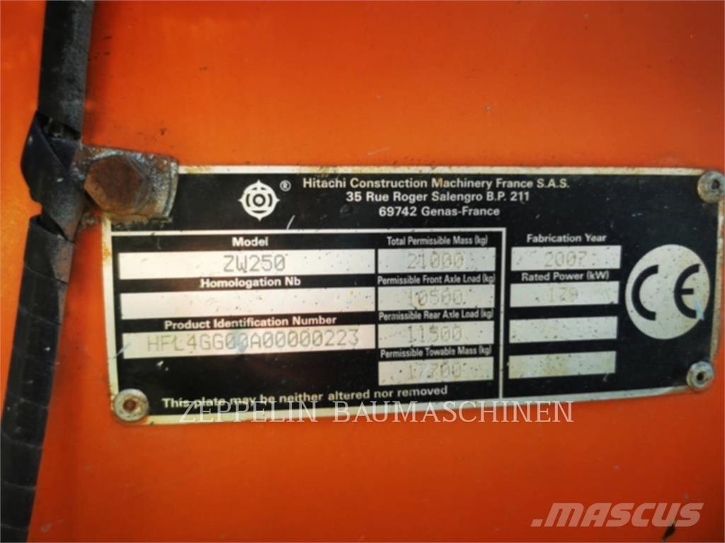 Hitachi ZW250 Wielladers