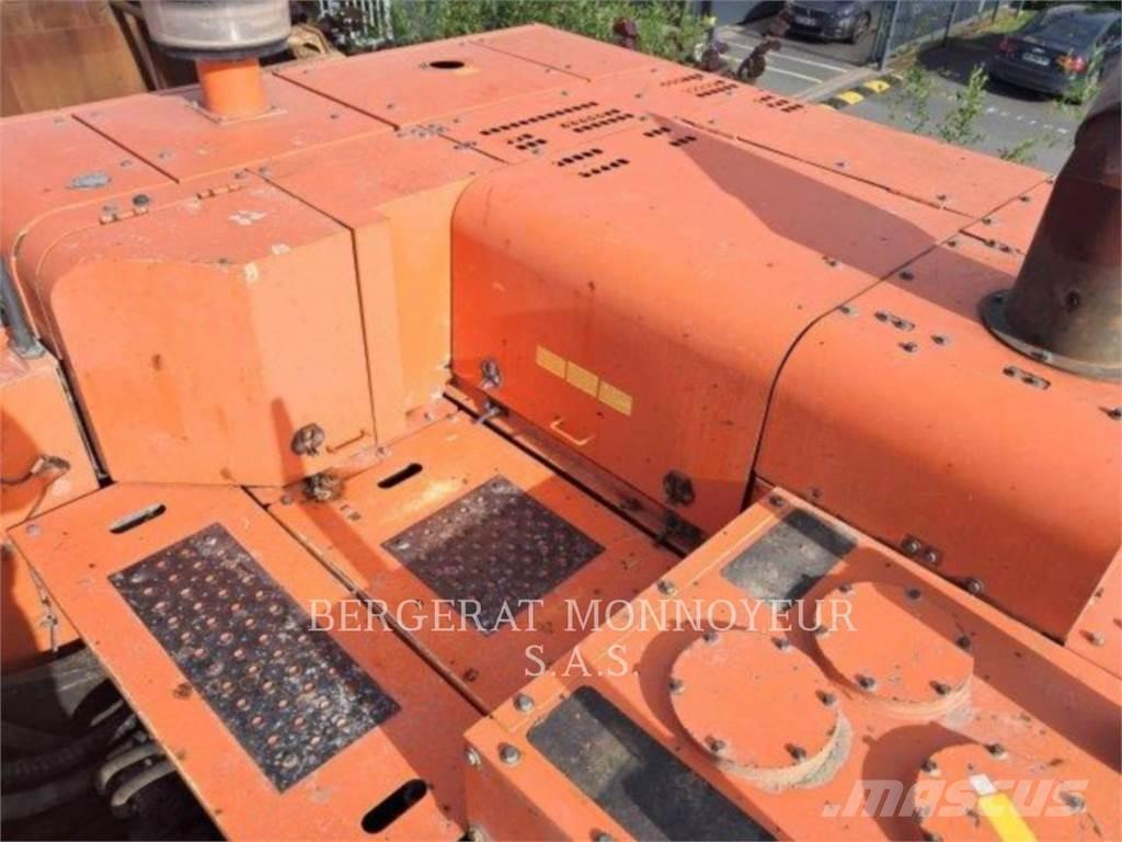 Hitachi ZX 670 45 Rupsgraafmachines