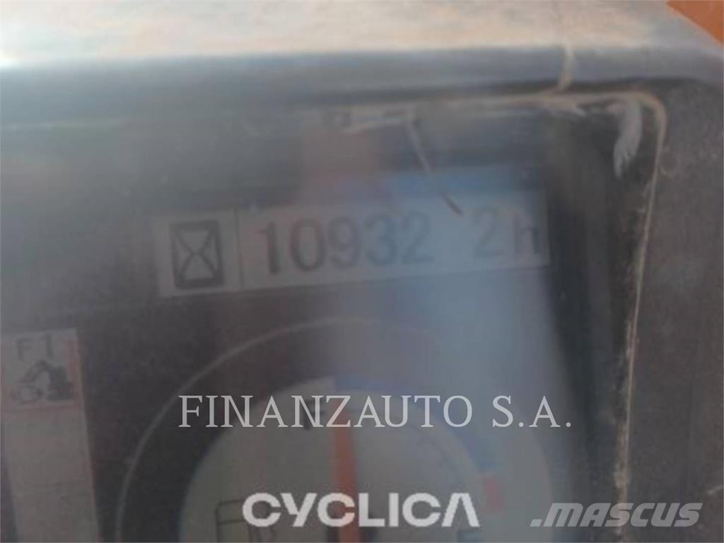 Hitachi ZX210 Rupsgraafmachines