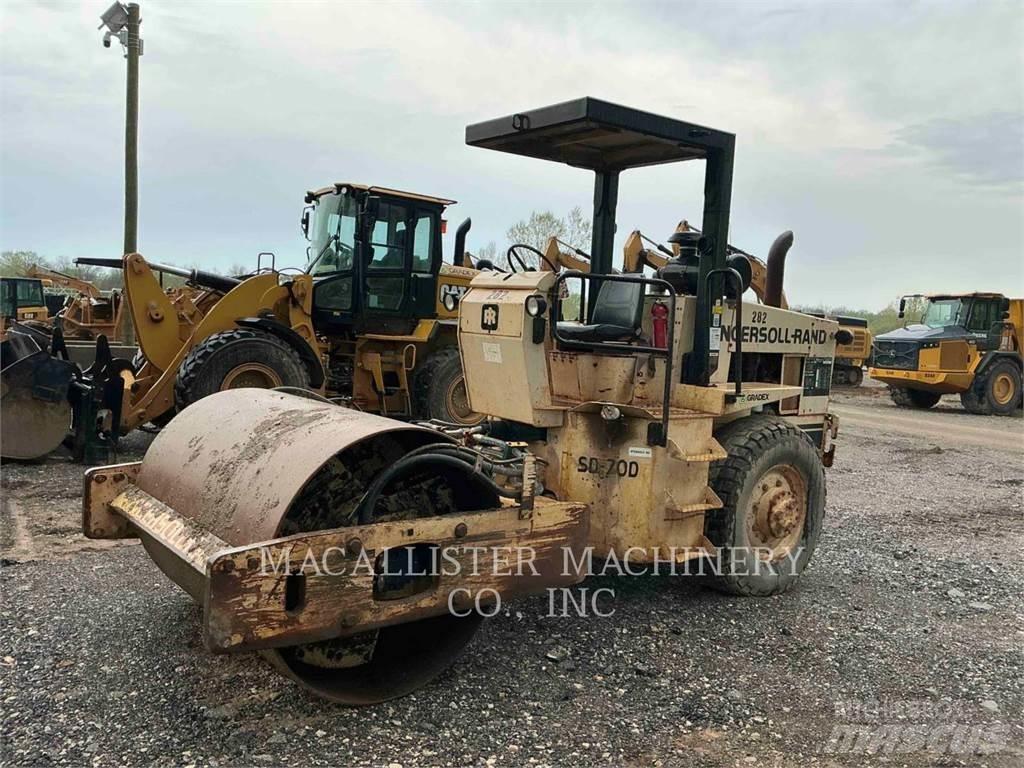 Ingersoll Rand SD70 Trilrolwalsen