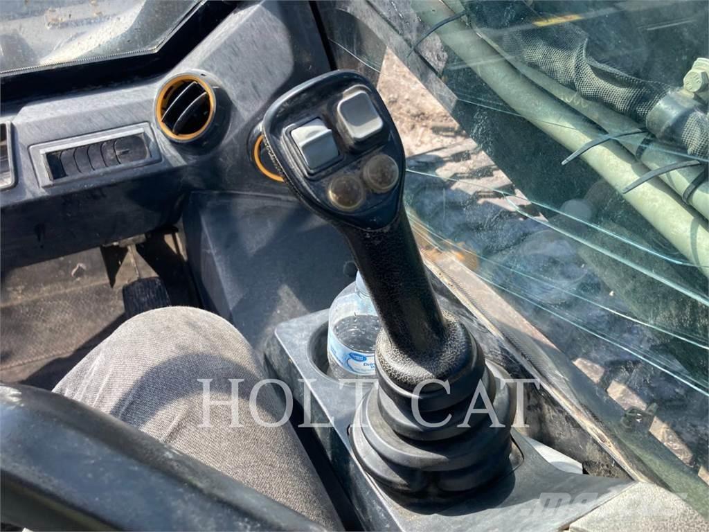 JCB 270T Rupsladers