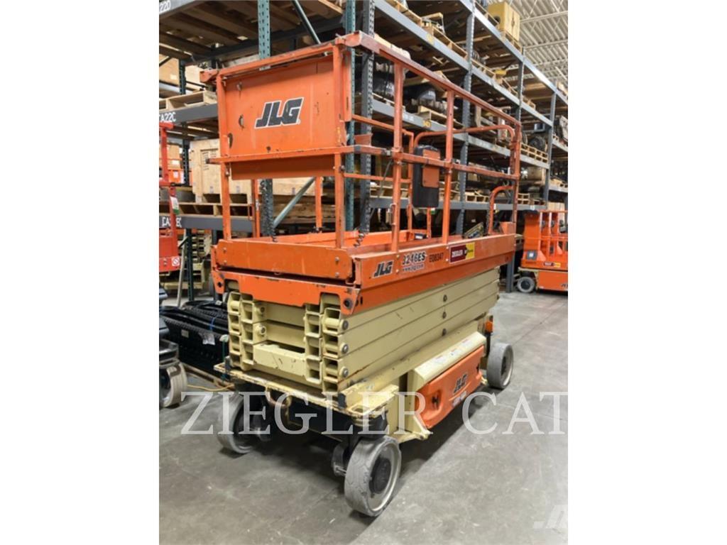 JLG 3246ES Schaarhoogwerkers