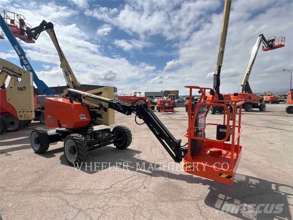 JLG 340AJ Knikarmhoogwerkers