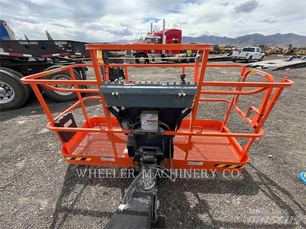 JLG 460SJ SP Knikarmhoogwerkers