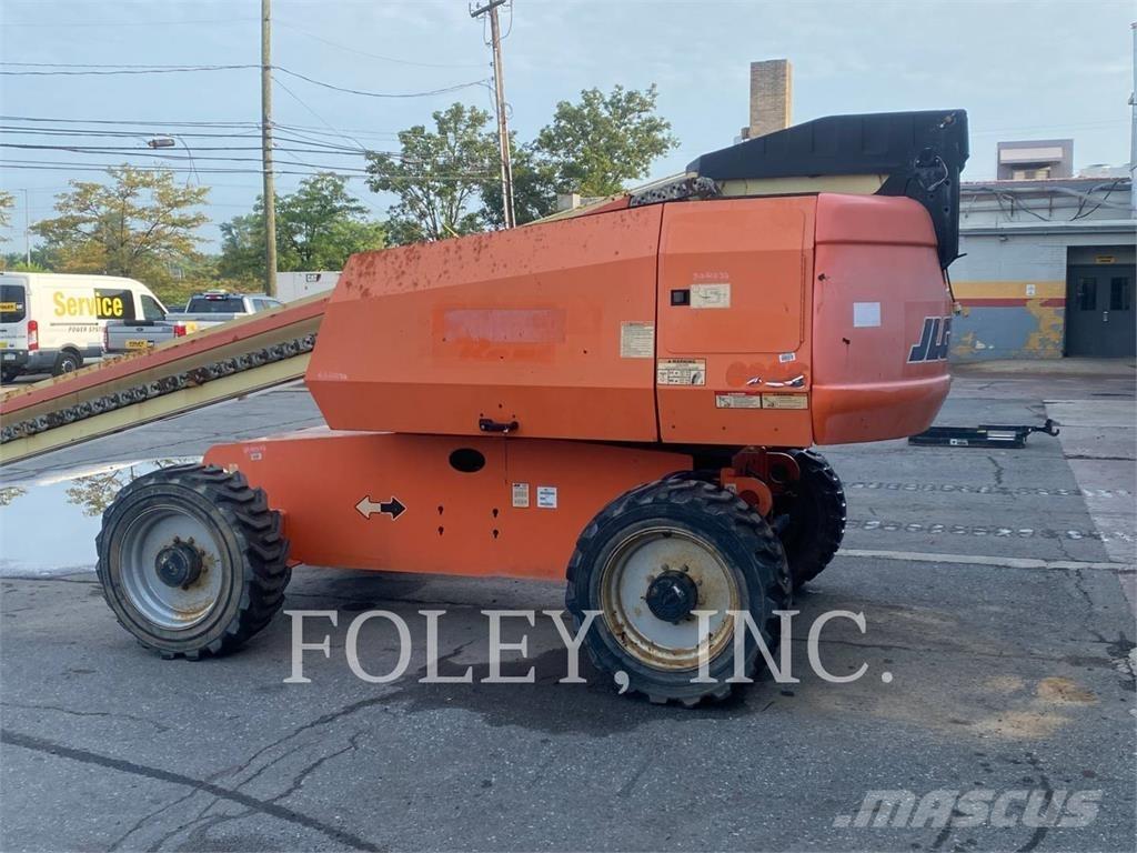 JLG 600S Knikarmhoogwerkers