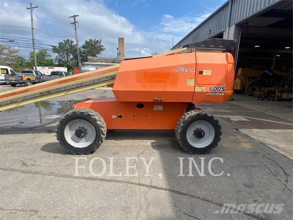 JLG 600S Knikarmhoogwerkers