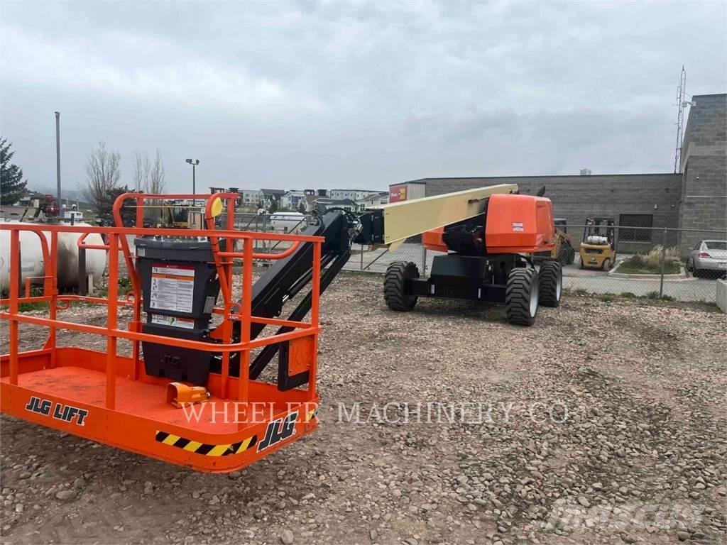 JLG 660SJ Knikarmhoogwerkers