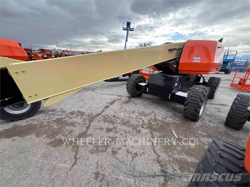 JLG 660SJ Knikarmhoogwerkers