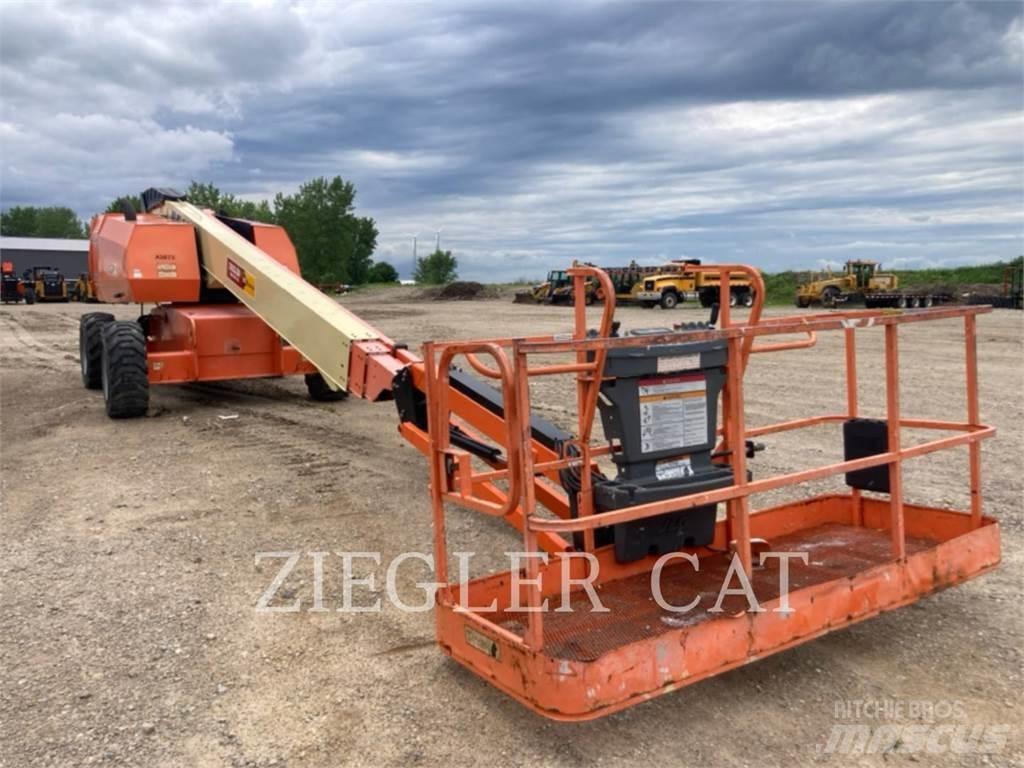 JLG 660SJ Knikarmhoogwerkers