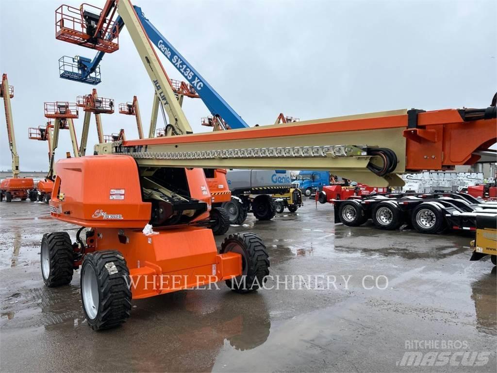 JLG 660SJ SP Knikarmhoogwerkers