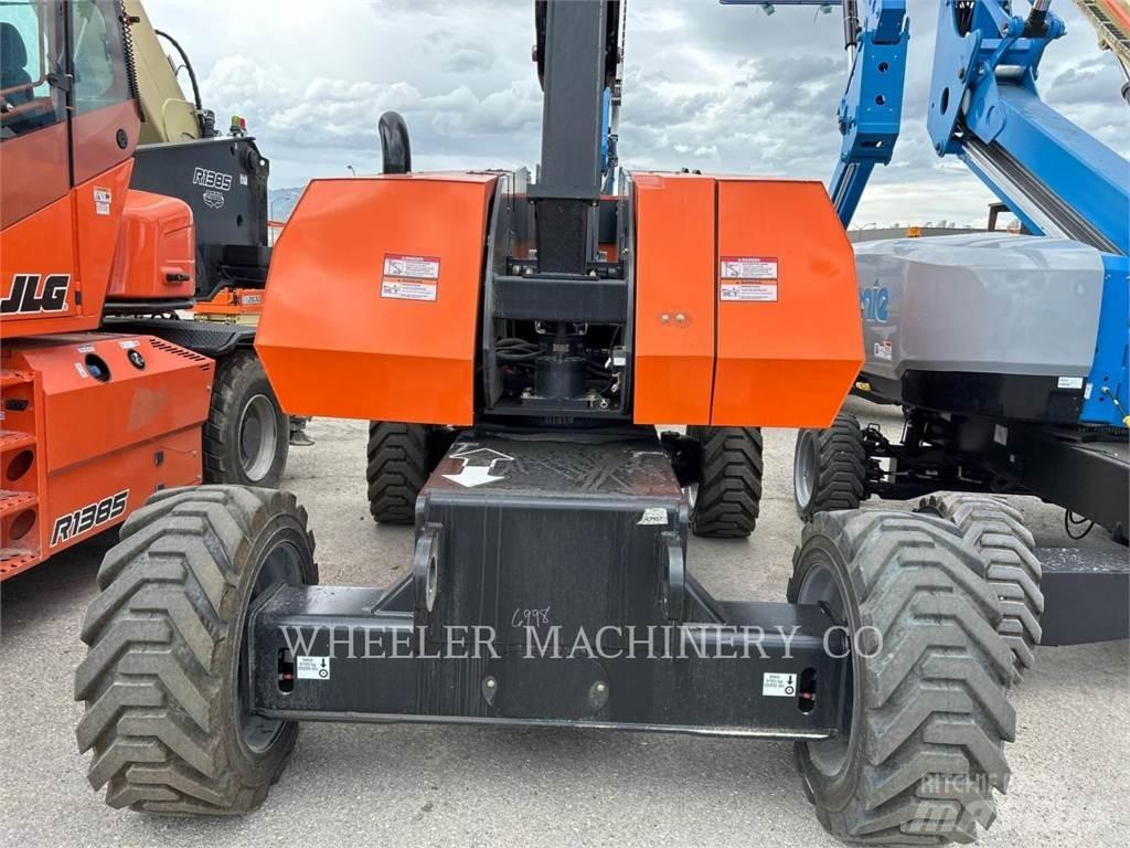 JLG 860SJ SP Knikarmhoogwerkers