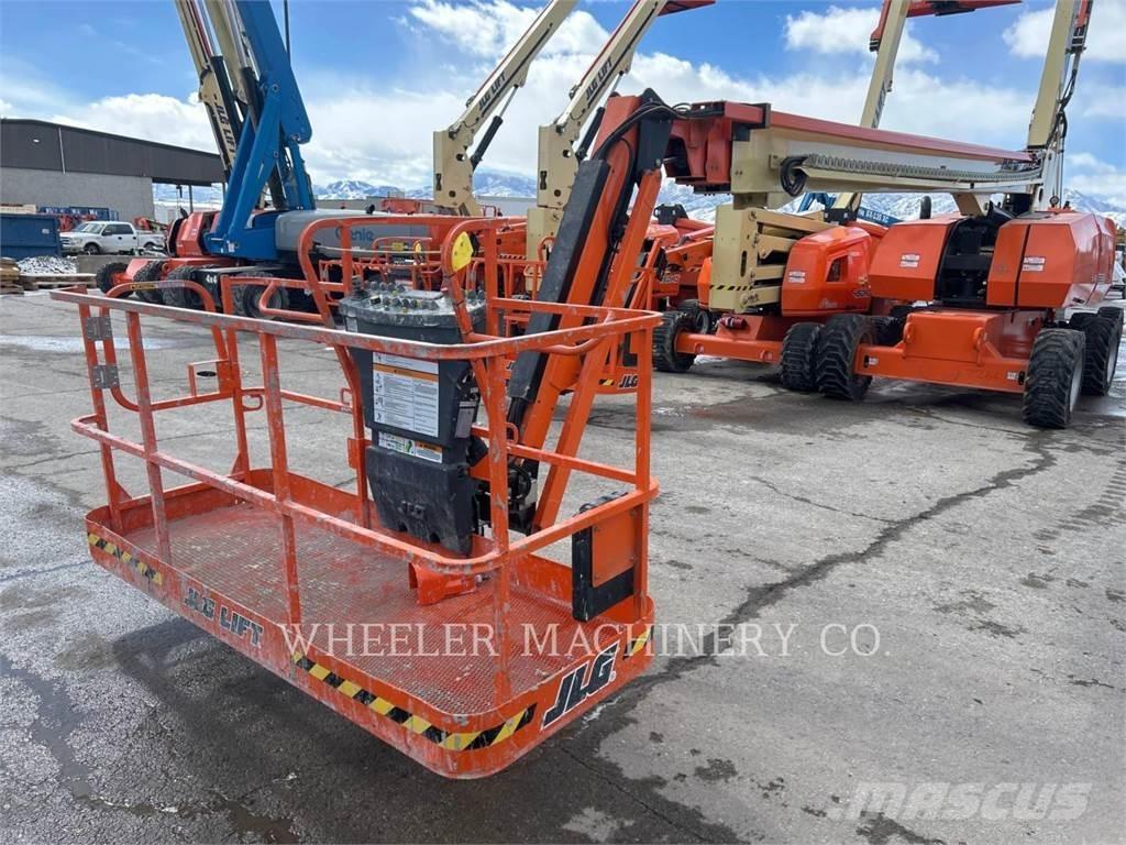 JLG 860SJ SP Knikarmhoogwerkers