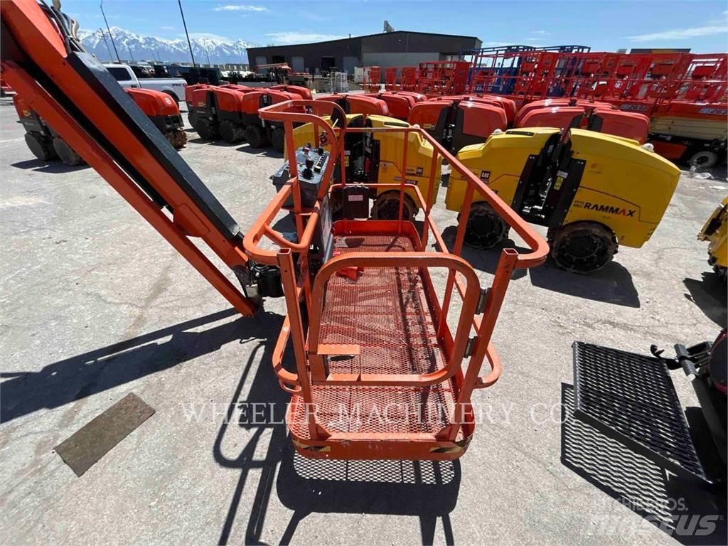 JLG 860SJ SP Knikarmhoogwerkers