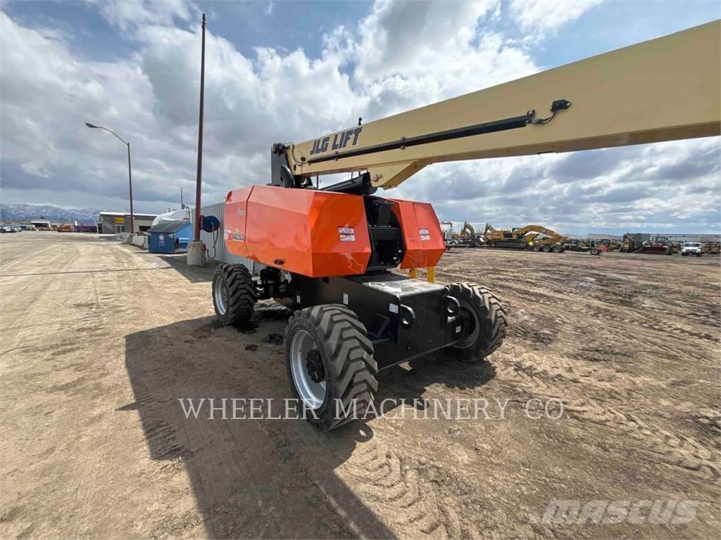 JLG 860SJ SP Knikarmhoogwerkers