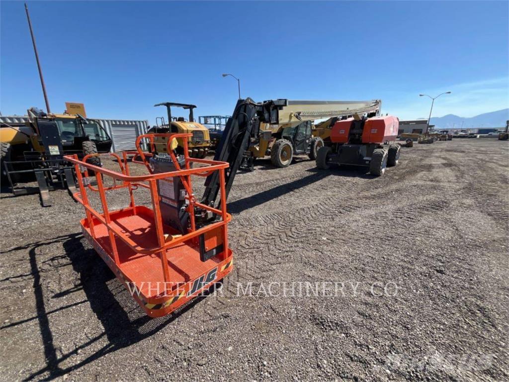 JLG 860SJ SP Knikarmhoogwerkers