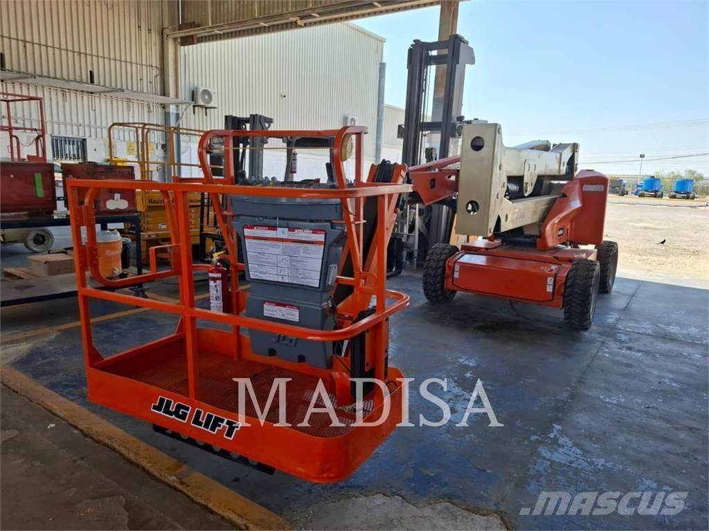 JLG E450AJ Knikarmhoogwerkers