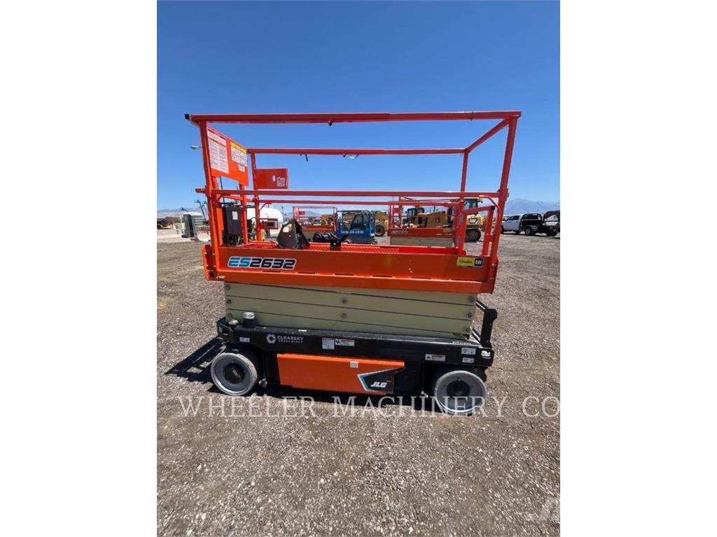 JLG ES2632 Schaarhoogwerkers